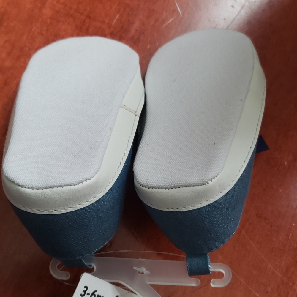 NWT Carter's Little Boys shoes - Picture 7 of 7